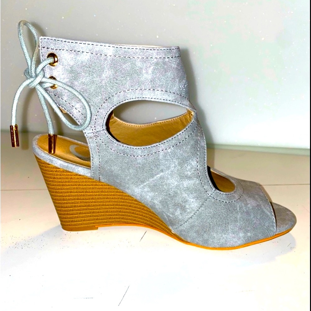 Chic Gray Cut-Out Suede Wedge Heel Shoes with Tie Backs